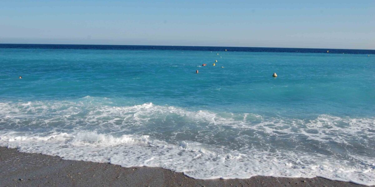 蔚蓝海岸